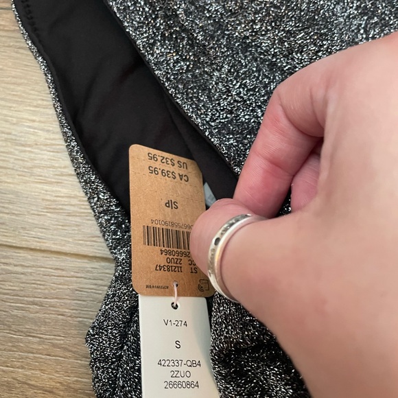 Bottom - Picture 3 of 8